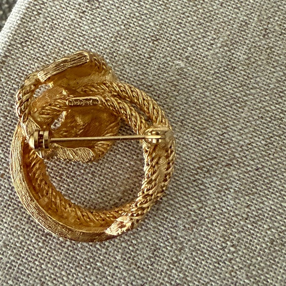 Christian Dior Brooch - Picture 6 of 8